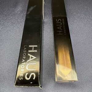 Haus Laboratories Le riot lip gloss